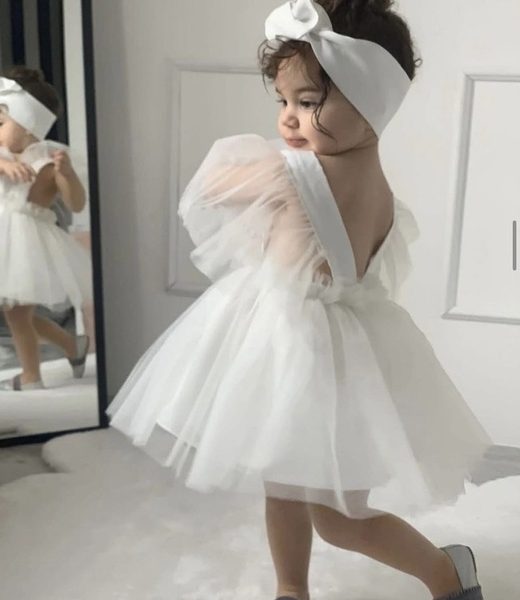 Beyaz Gelinlik Başlıklı